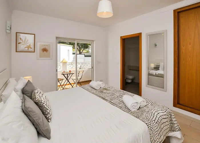 By Ocvillas 알부페이라